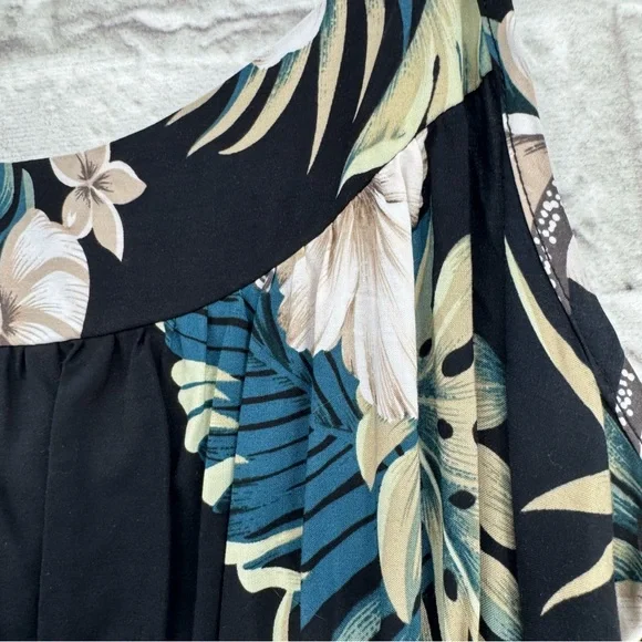 Winnie Fashion Vintage Hawaiian Floral Dress Medium Made in Hawaii - Picture 2 of 11